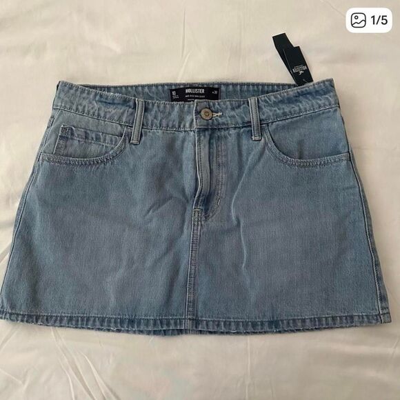 Hollister Women's Denim Skirt - Picture 5 of 6